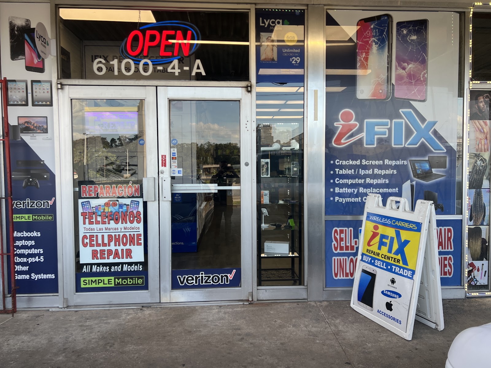 iFix Repair Center phone repair shop on Colonial Dr, Orlando